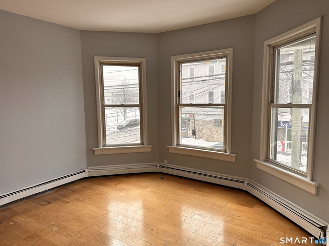 240 Madison Avenue - Photo 1