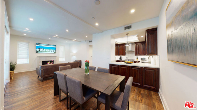 907 S Shenandoah Street - Photo 1