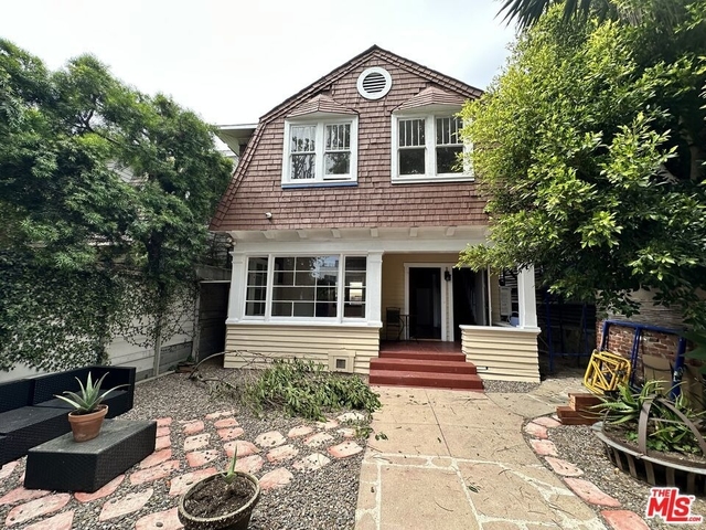 49 Dudley Avenue - Photo 1