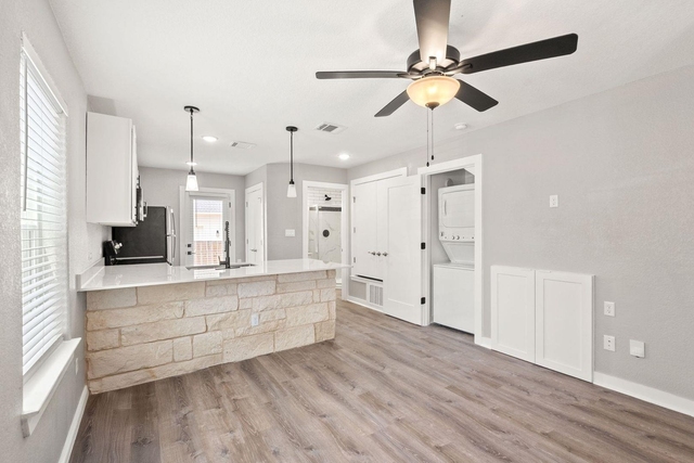 20 Tate Ln - Photo 1