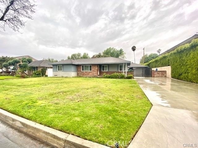2319 El Capitan Avenue - Photo 1