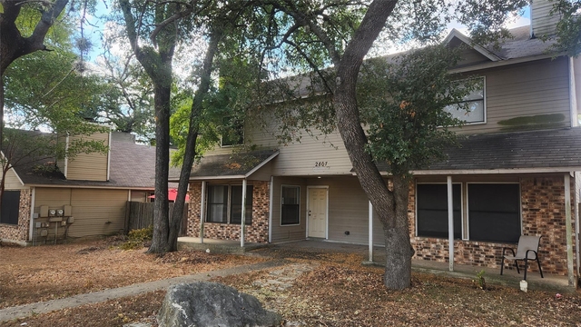 2807 W Slaughter Ln - Photo 1