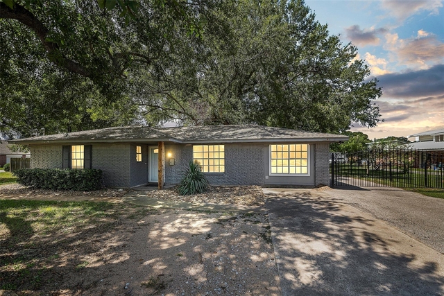 15915 Mueschke Road - Photo 1
