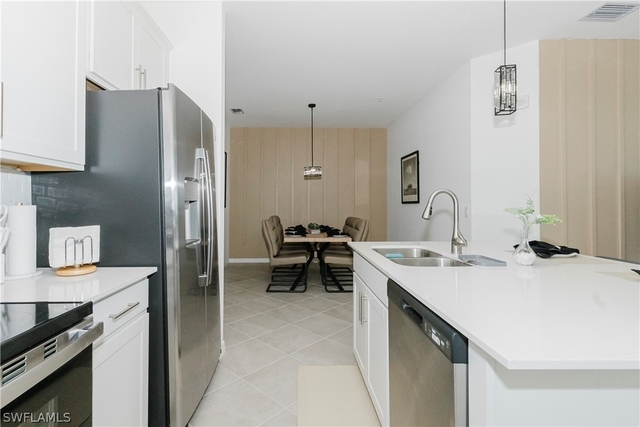 15275 Green Acre Avenue - Photo 1