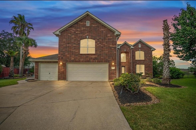 303 N Elder Grove Drive - Photo 1