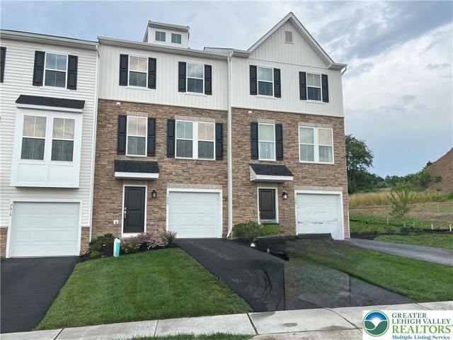 7620 Clayton Avenue - Photo 1