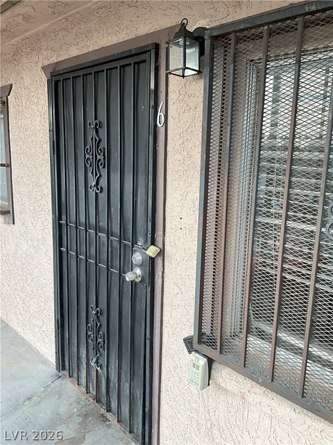 3712 Royal Crest Street - Photo 1