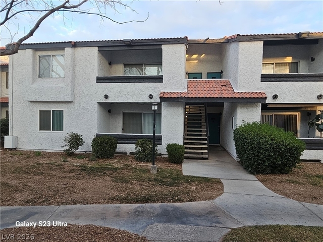 1455 E Katie Avenue - Photo 1