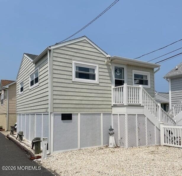 112 W Tide Way - Photo 1