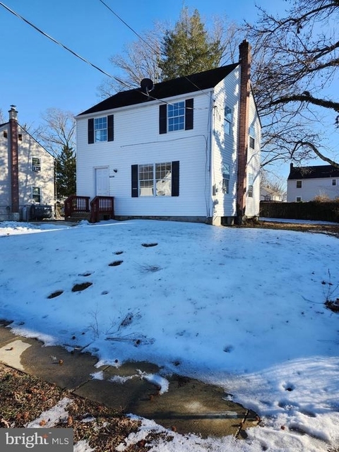 46599 Midway Drive - Photo 1