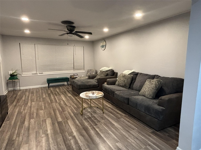 4014 Farmer Street - Photo 1