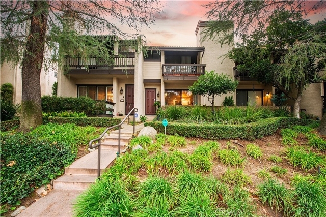 5711 Owensmouth - Photo 1