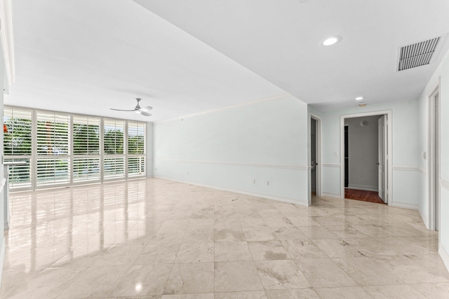 550 Se Mizner Boulevard - Photo 1