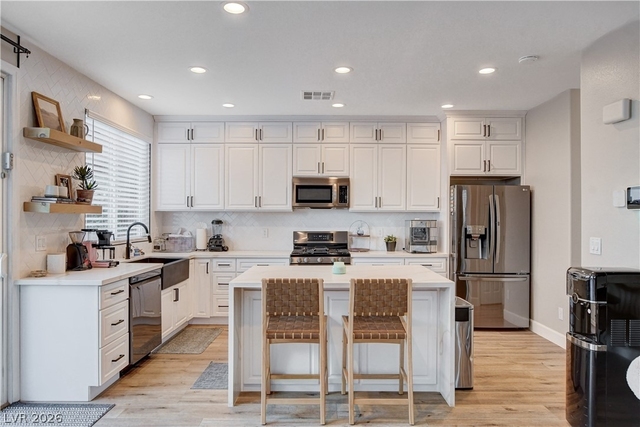 10400 Raining Sky Street - Photo 1
