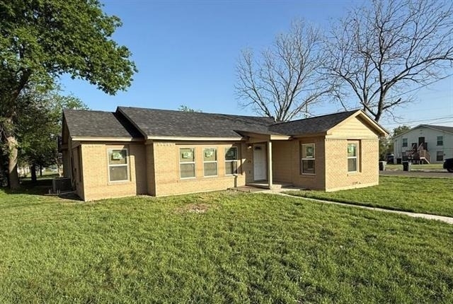1300 N 2nd Street - Photo 1