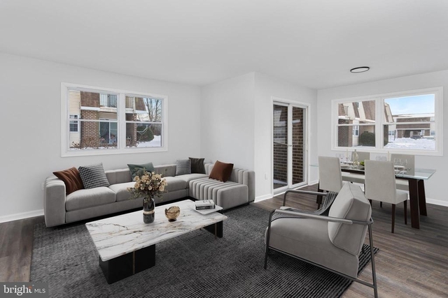 20-1 Florence Tollgate Place - Photo 1