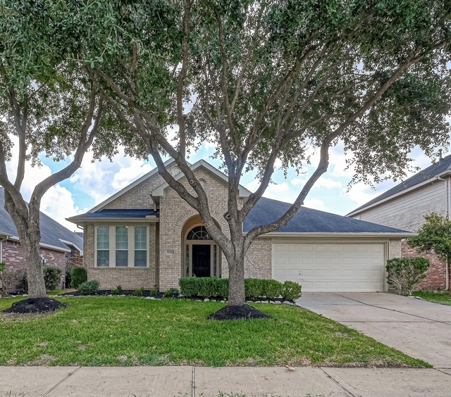 6923 Grants Hollow Lane - Photo 1