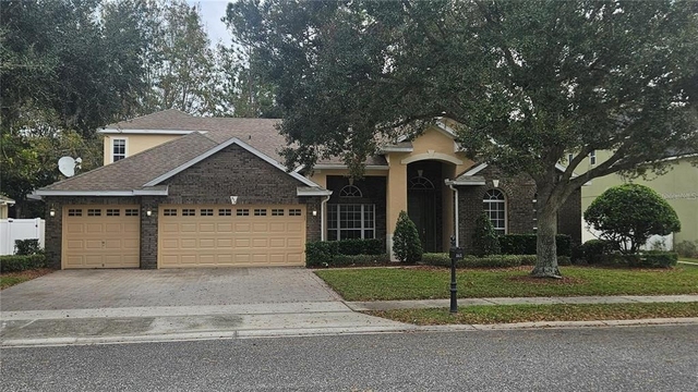 317 E Blue Water Edge Drive - Photo 1