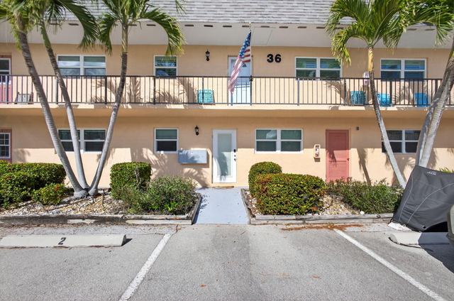 2950 Se Ocean Blvd Boulevard - Photo 1