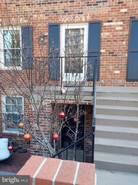 3265-a Nw Sutton Place Nw - Photo 1