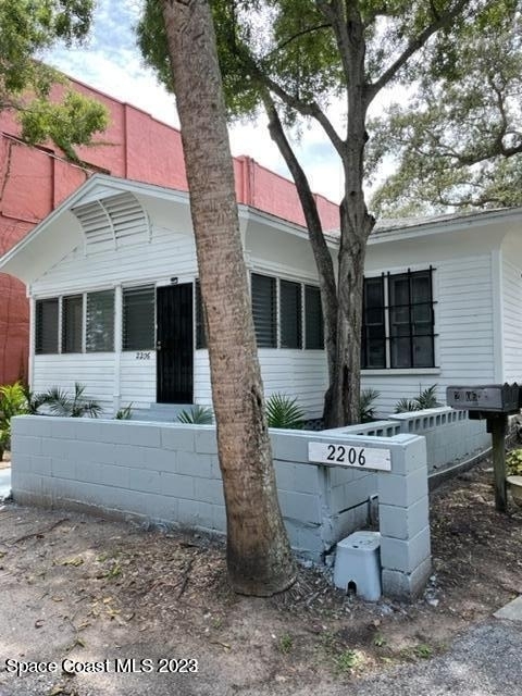 2206 Irwin Street - Photo 1
