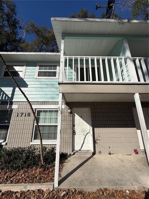 1718 Sw 69th Terrace - Photo 1