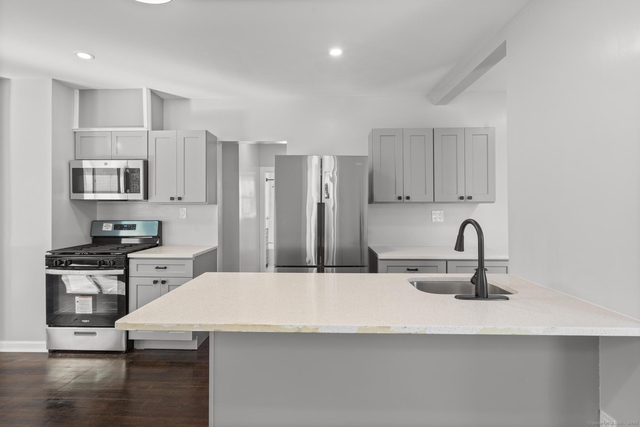 228 Cooke Street - Photo 1