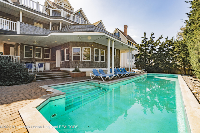 34 4th Avenue - Photo 1