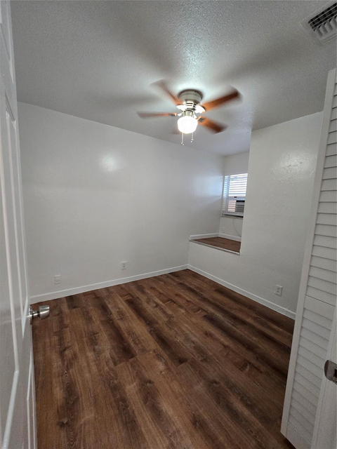 20 Nw 7th Avenue - Photo 1
