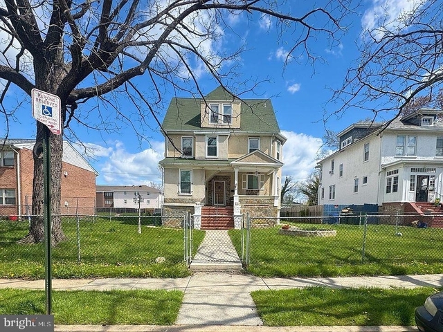3914 Maine Avenue - Photo 1