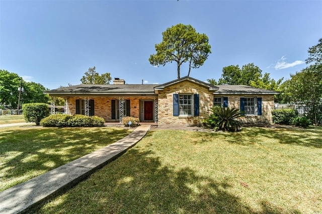 3423 Ozark Street - Photo 1