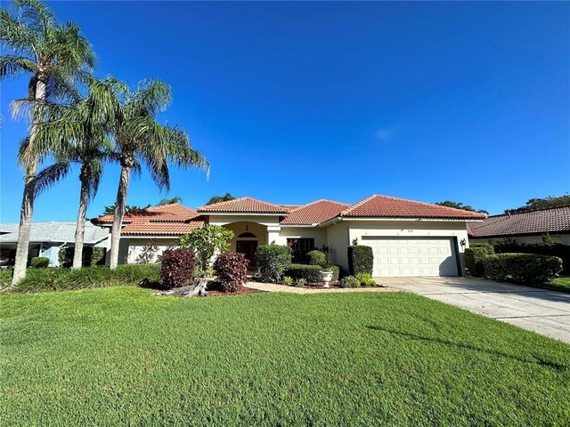 8133 Misty Oaks Boulevard - Photo 1