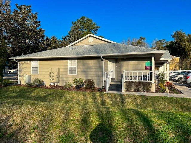 3901 Sw 27th Street - Photo 1