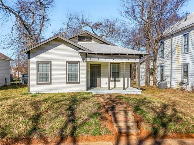 1123 W Morgan Street - Photo 1
