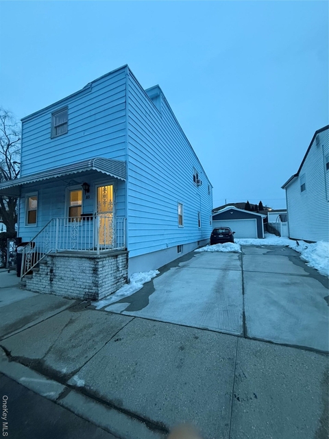 33 Kingston Avenue - Photo 1