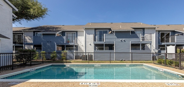 9209 9209 Northgate Blvd, Aust - Photo 1