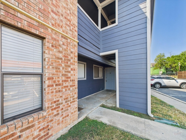 2500 Burleson Rd - Photo 1