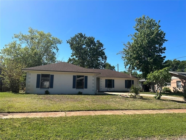 1795 S Lilac Circle - Photo 1