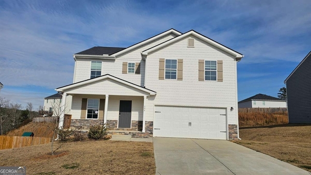 504 Pemberton Street - Photo 1