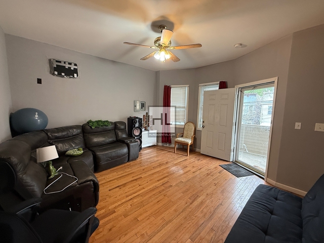 Benziger Avenue - Photo 1