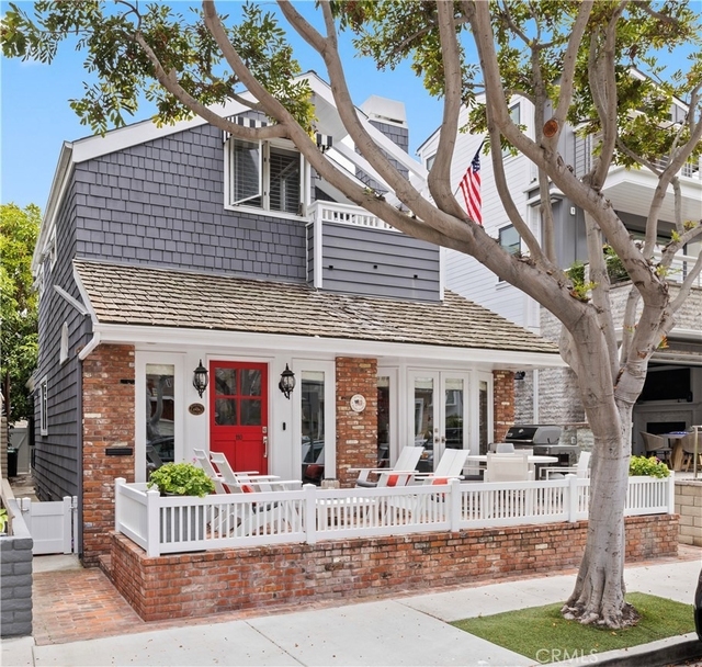 110 Pearl Avenue - Photo 1