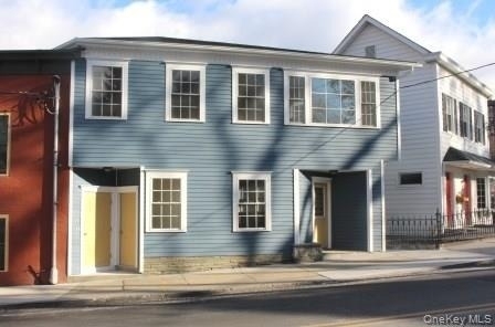 209 S Division Street - Photo 1