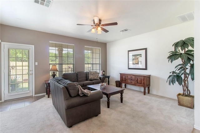 9201 Brodie Ln - Photo 1