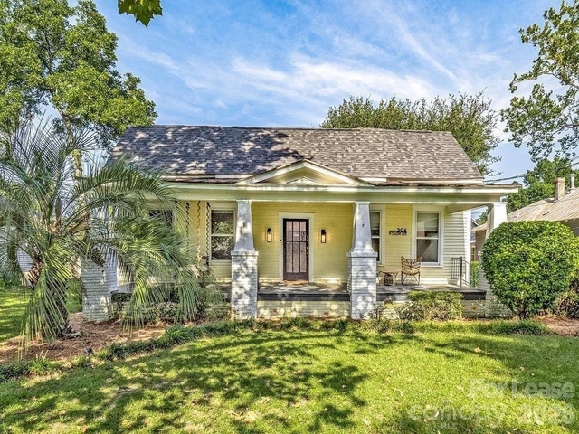 306 N Salem Avenue - Photo 1