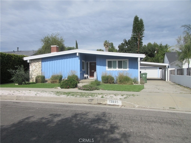 13235 Cumpston - Photo 1