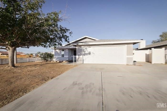 21231 Corwin - Photo 1