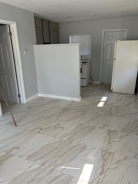 3932 Sw 12th Place - Photo 1