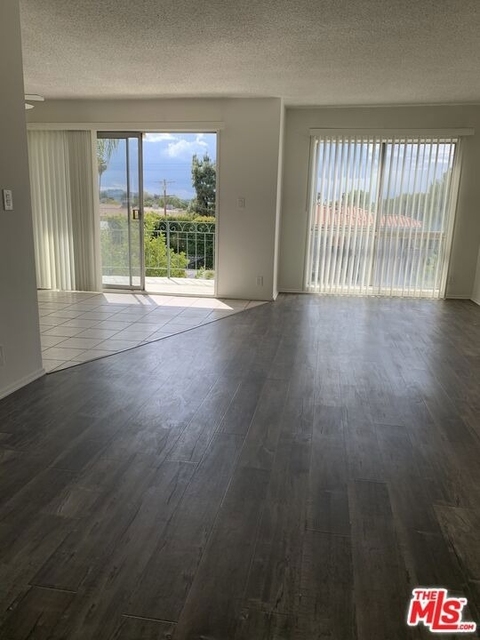9023 Alcott - Photo 1