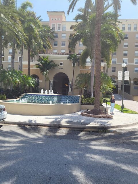 520 Se 5th Avenue - Photo 1