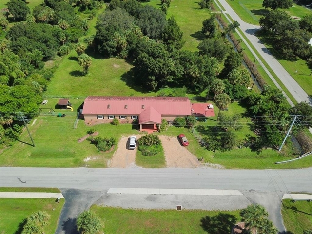 704 Sw 6th Street - Photo 1